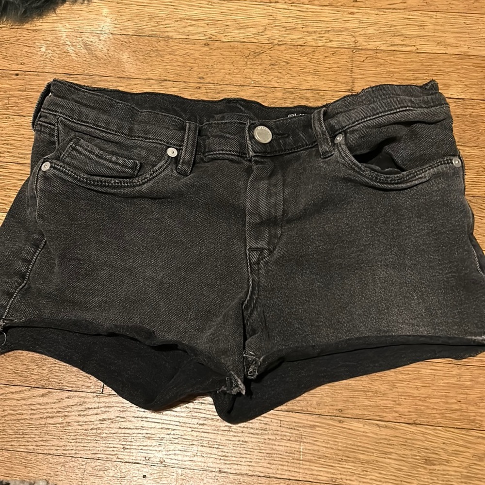 Blank NYC Cut Off Shorts New